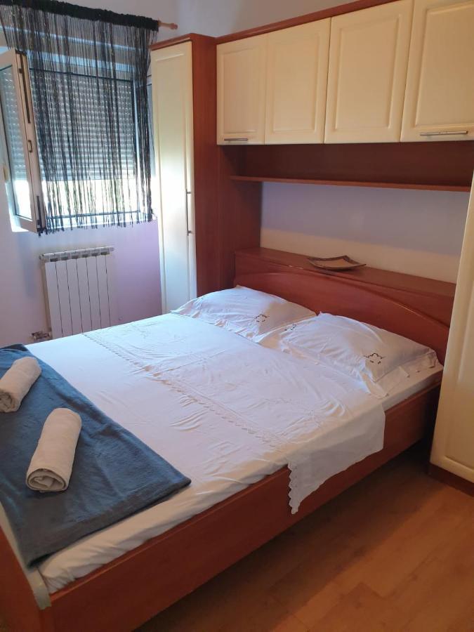 House Aurora Apartment Bibinje Bagian luar foto