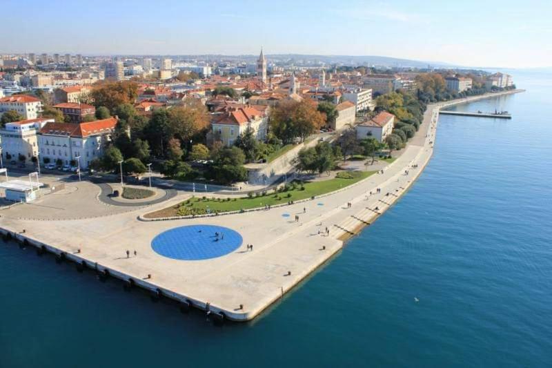 House Aurora Apartment Bibinje Bagian luar foto