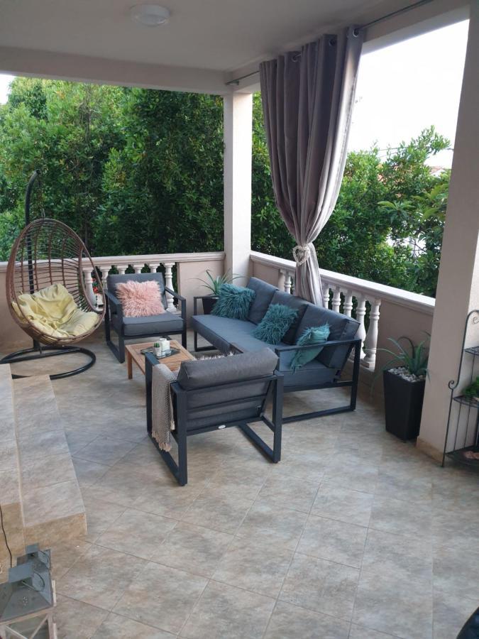 House Aurora Apartment Bibinje Bagian luar foto